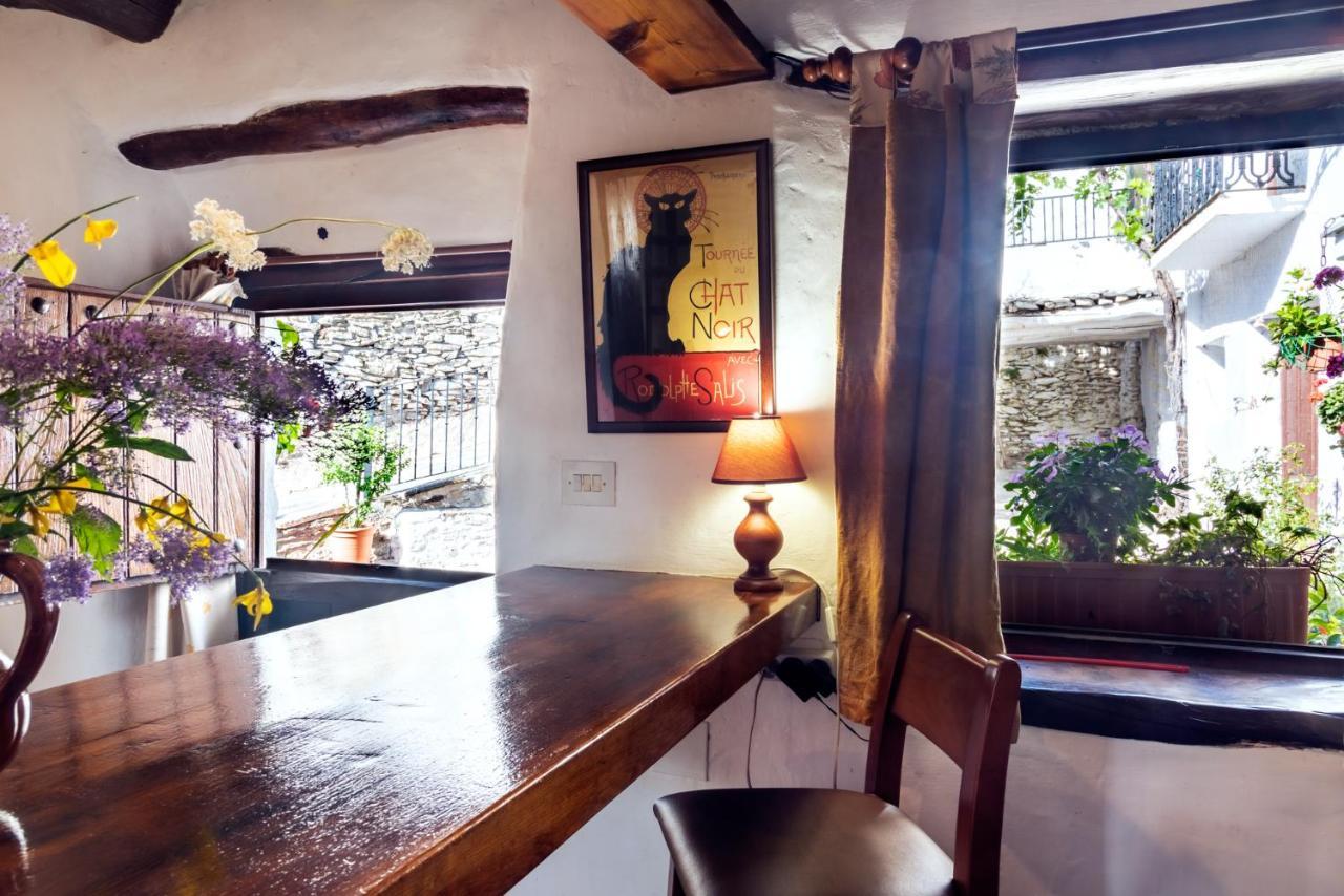 Villa El Gato Negro à Capileira Extérieur photo